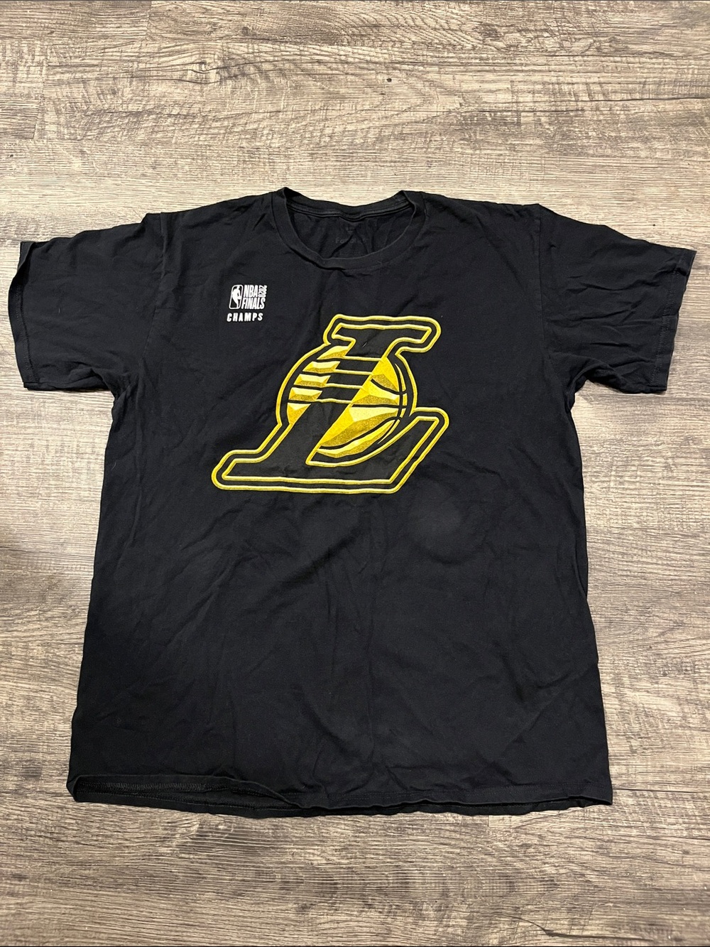 Lakers t shirt